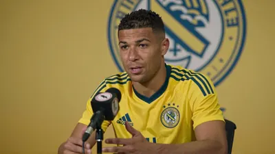 Tricolor despide a Beccacece tras derrota ante México